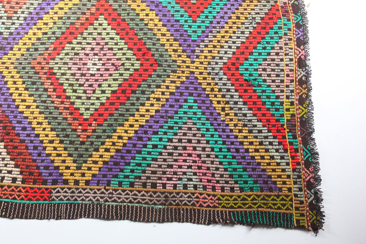 Vintage Manisa Kilim Jijim