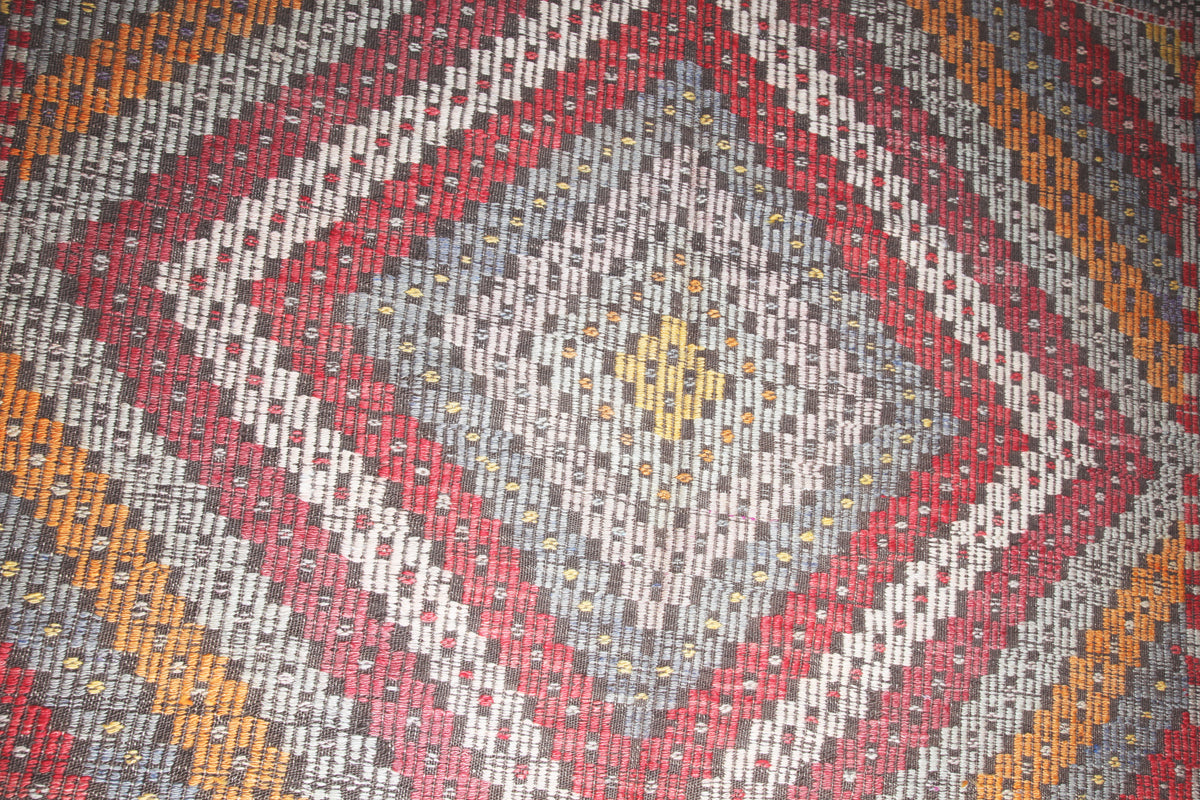 Vintage Manisa Kilim