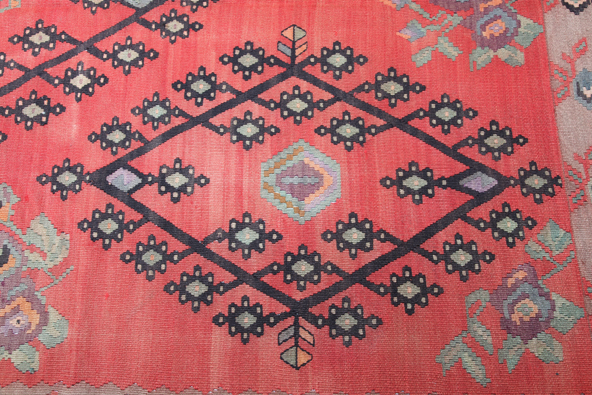 Vintage Pirot Kilim