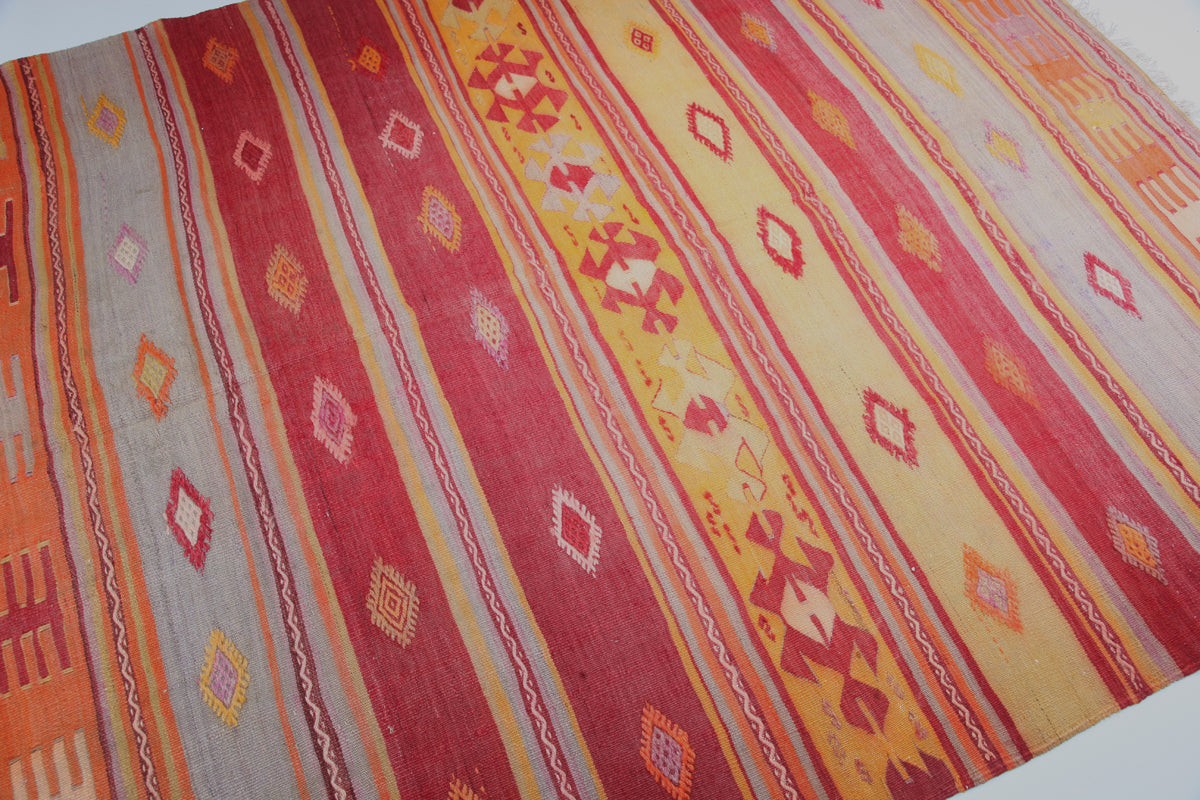 Vintage Denizli Kilim