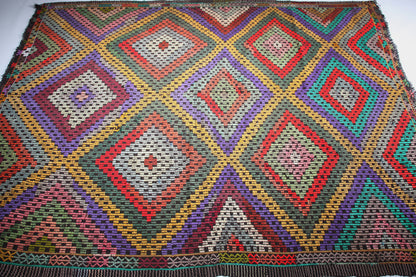 Vintage Manisa Kilim Jijim