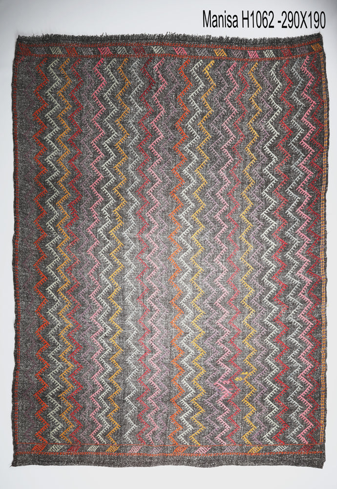 Vintage Manisa Jijim Kilim