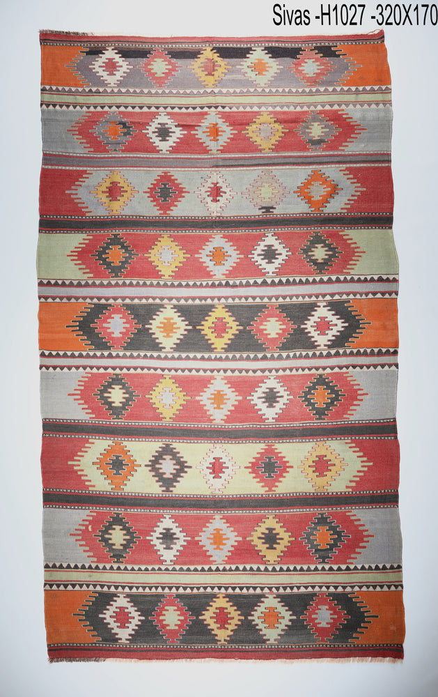 Vintage Sivas Kilim