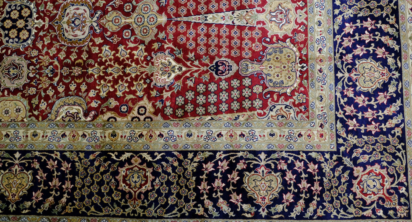 Turkish Hereke Style Carpet