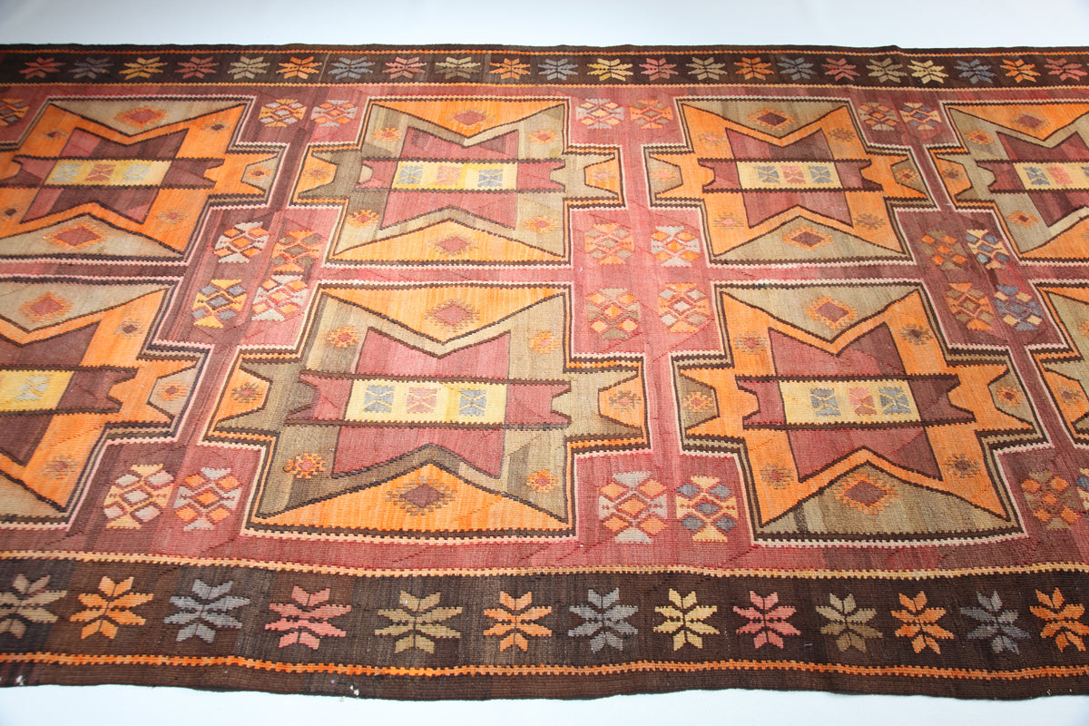 Vintage Kars Kilim